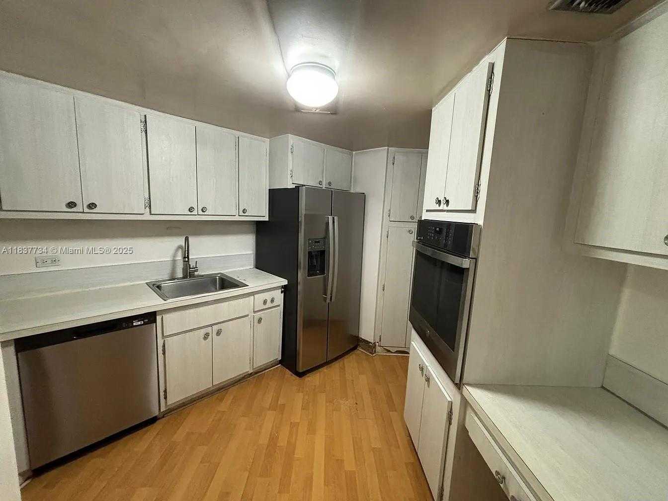 Small Image of 825 BRICKELL BAY DR #847, Miami Number 14
