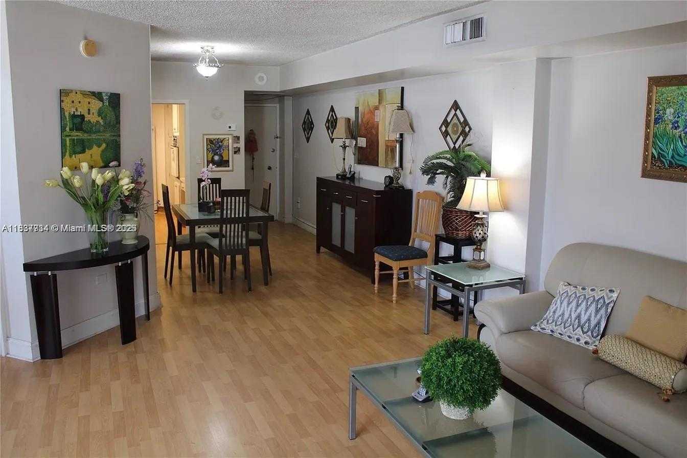 Small Image of 825 BRICKELL BAY DR #847, Miami Number 3
