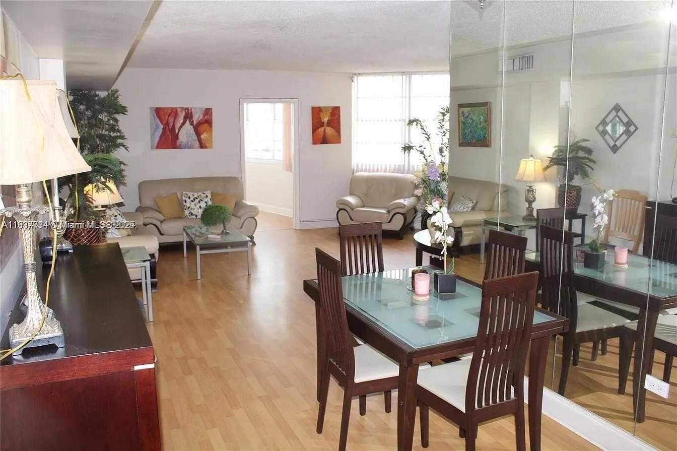 Small Image of 825 BRICKELL BAY DR #847, Miami Number 7