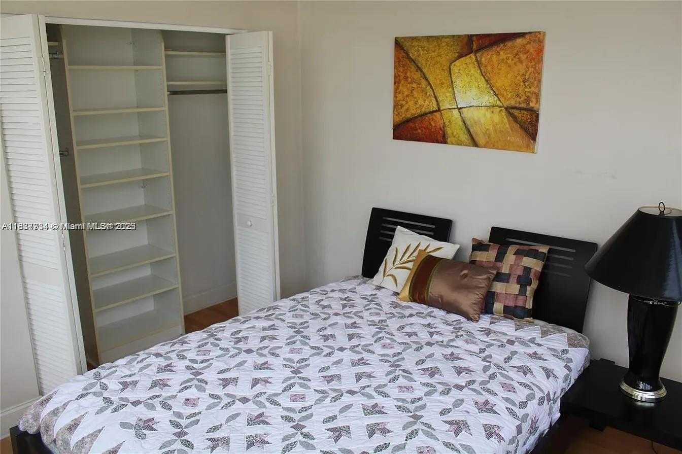 Small Image of 825 BRICKELL BAY DR #847, Miami Number 9