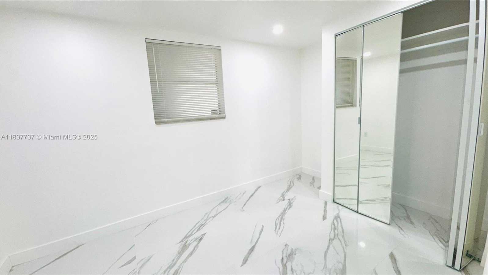 Small Image of 9375 FONTAINEBLEAU BLVD #L111, Miami Number 9
