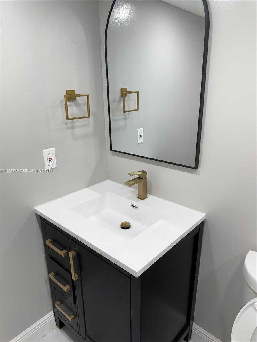 Small Image of 600 NORTH WEST 214TH ST #105, Miami Gardens Number 15