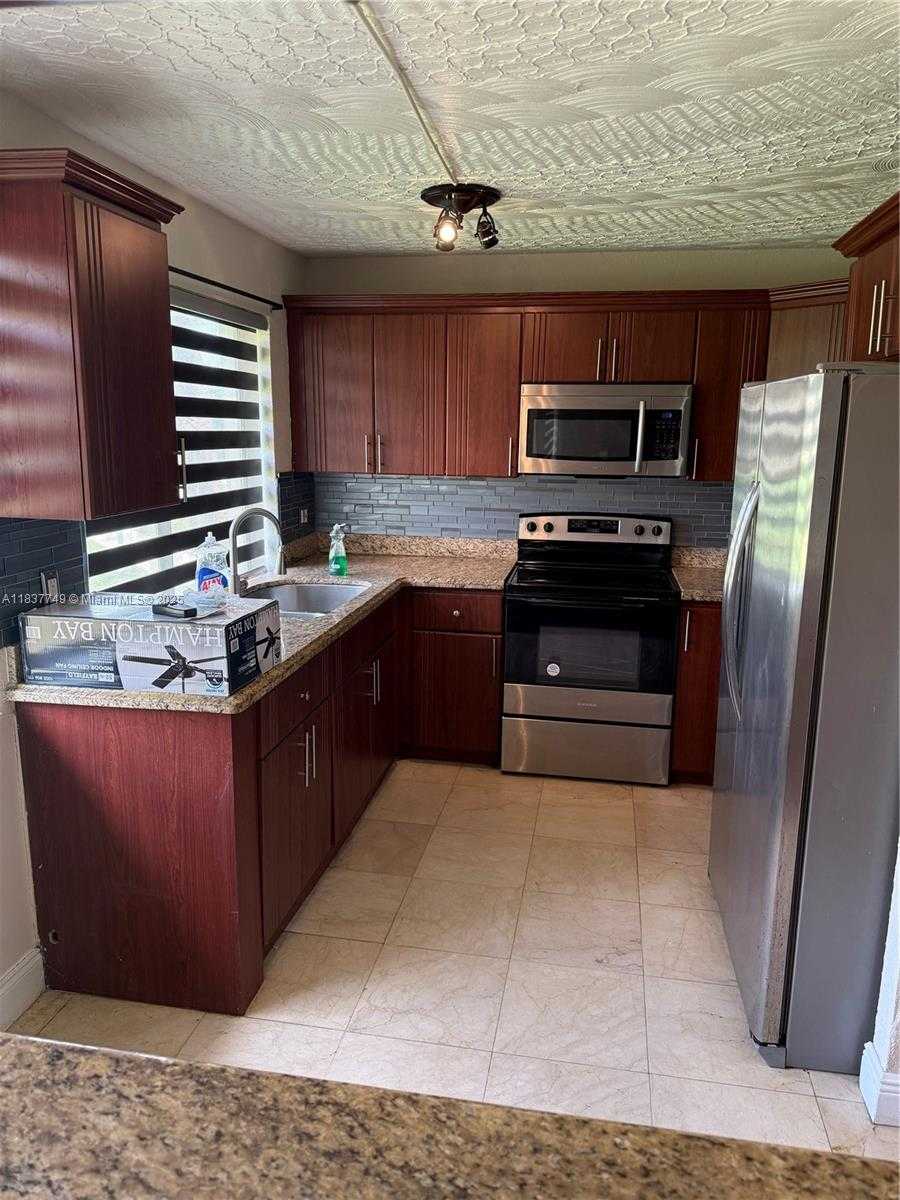 Small Image of 600 NORTH WEST 214TH ST #105, Miami Gardens Number 18