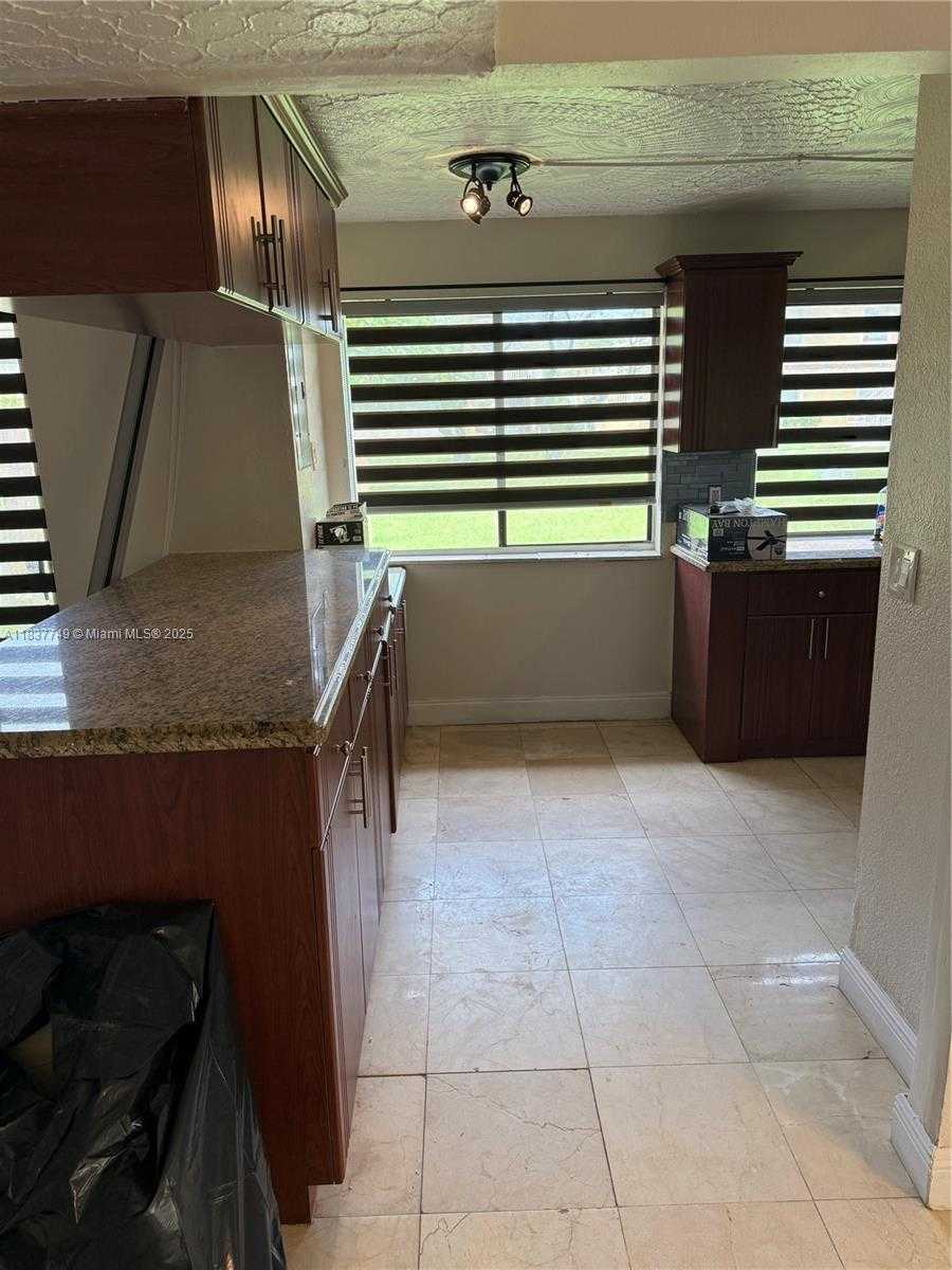 Small Image of 600 NORTH WEST 214TH ST #105, Miami Gardens Number 19