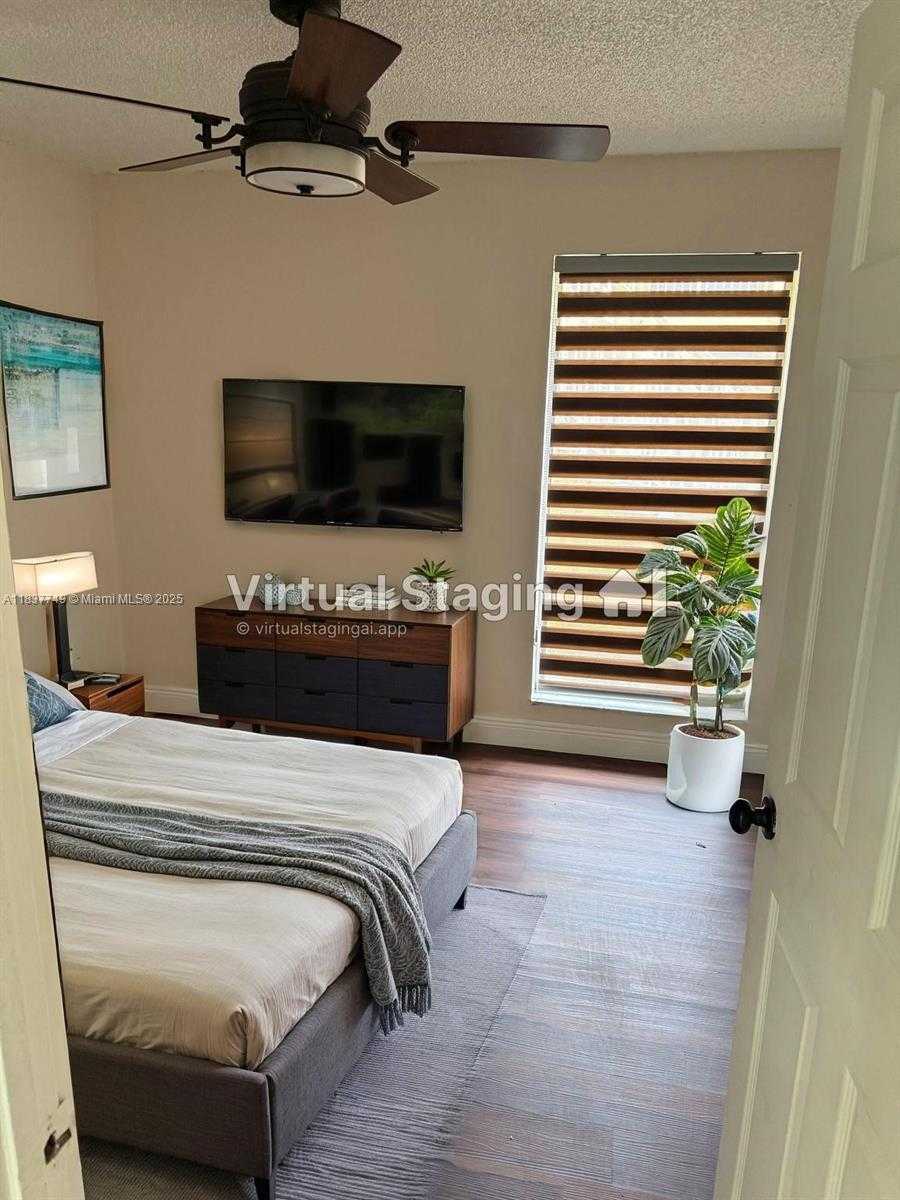 Small Image of 600 NORTH WEST 214TH ST #105, Miami Gardens Number 5