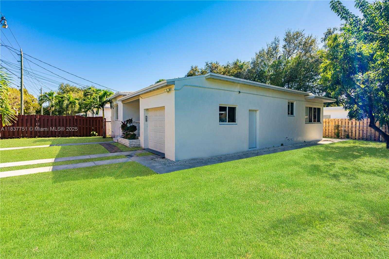 Small Image of 5821 NORTH WEST 1ST AVE #80, Miami Number 8