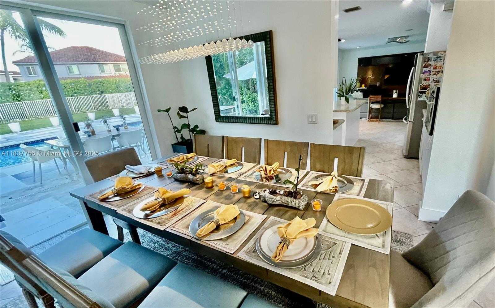 Small Image of 4093 STAGHORN LN, Weston Number 12