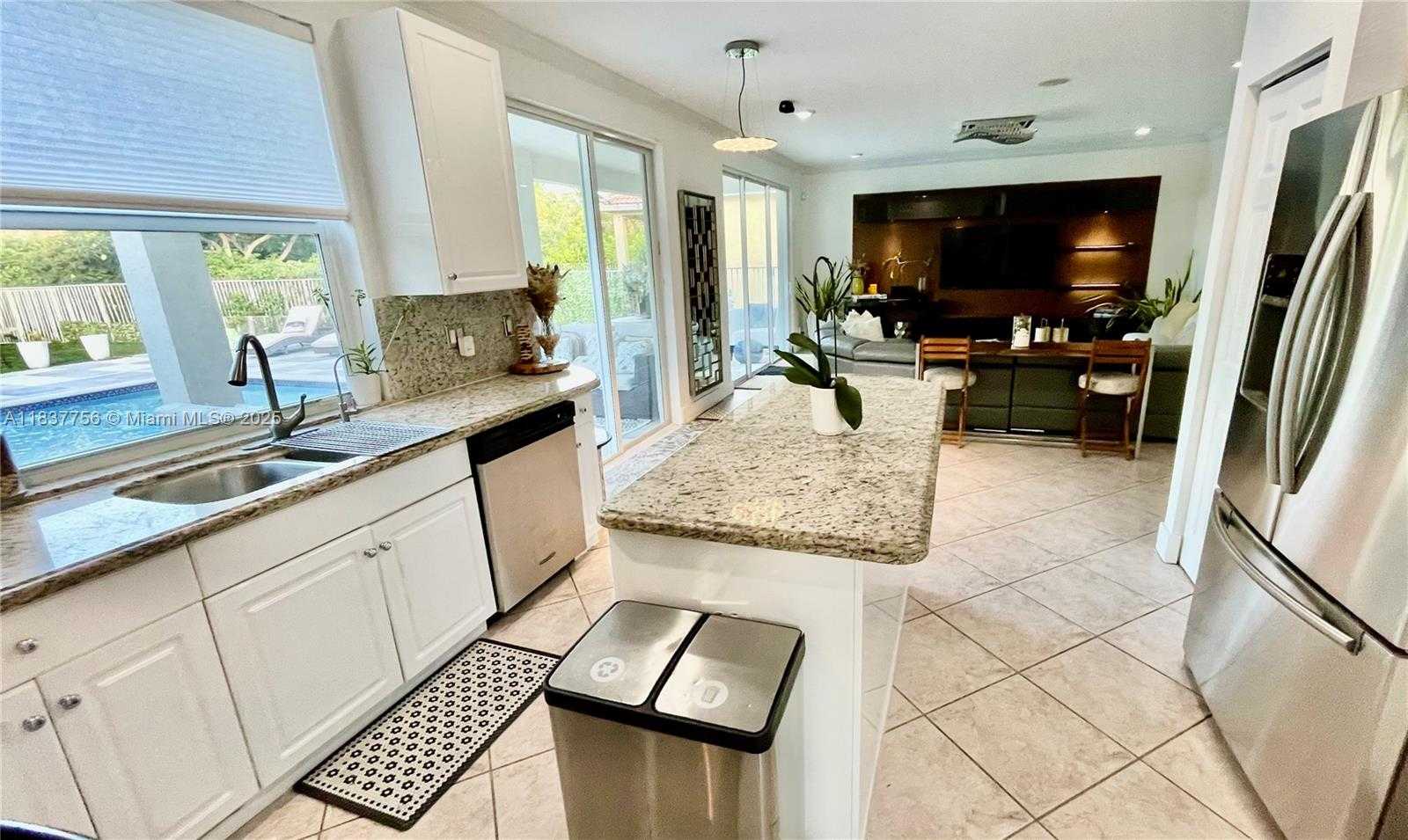 Small Image of 4093 STAGHORN LN, Weston Number 13
