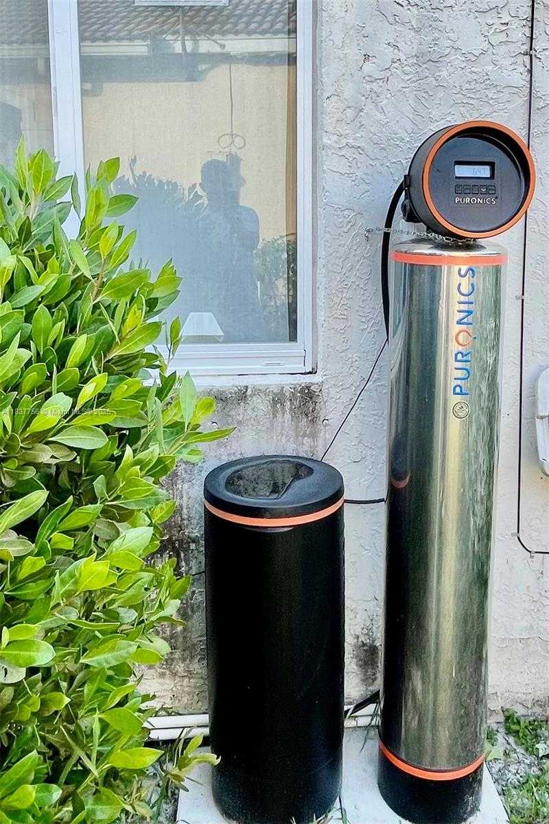 Small Image of 4093 STAGHORN LN, Weston Number 40