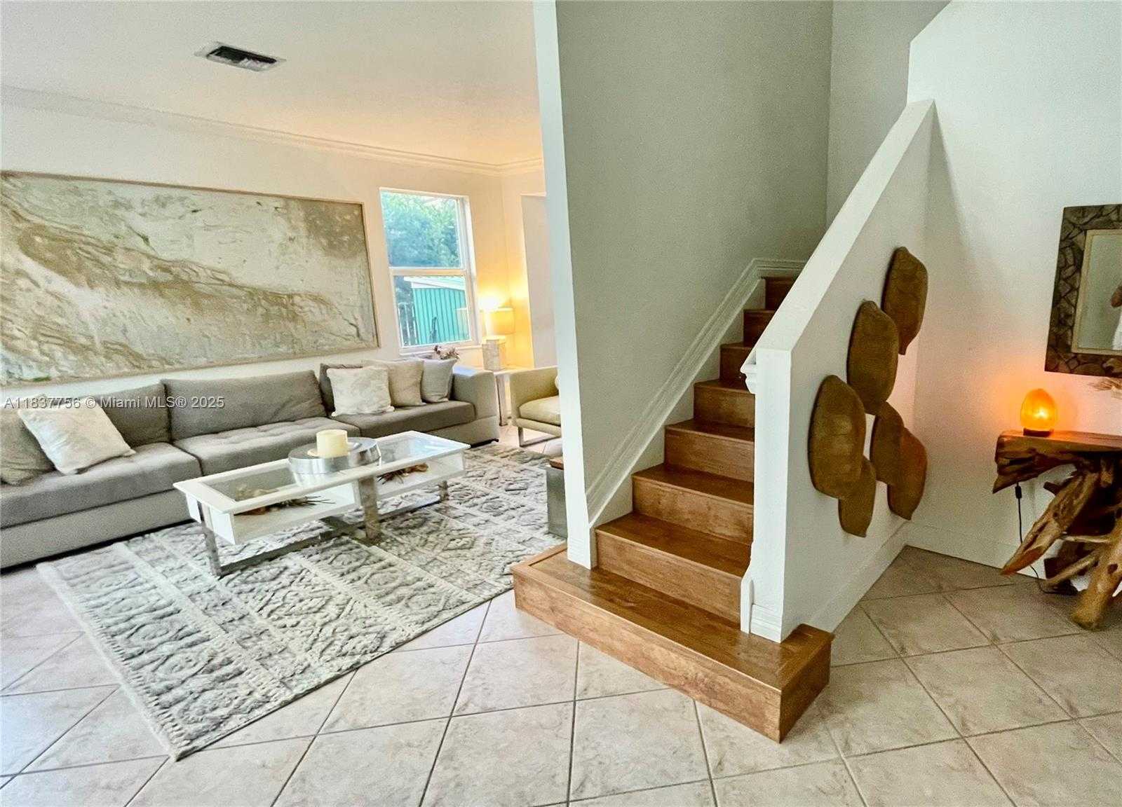 Small Image of 4093 STAGHORN LN, Weston Number 8