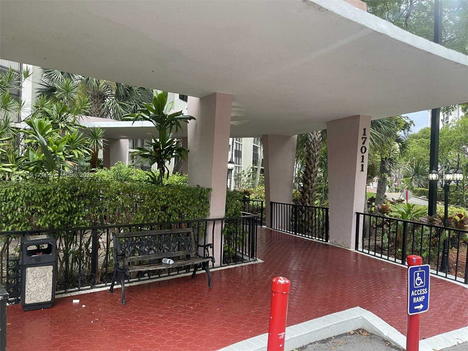 Small Image of 17011 NORTH BAY RD #406, Sunny Isles Beach Number 12