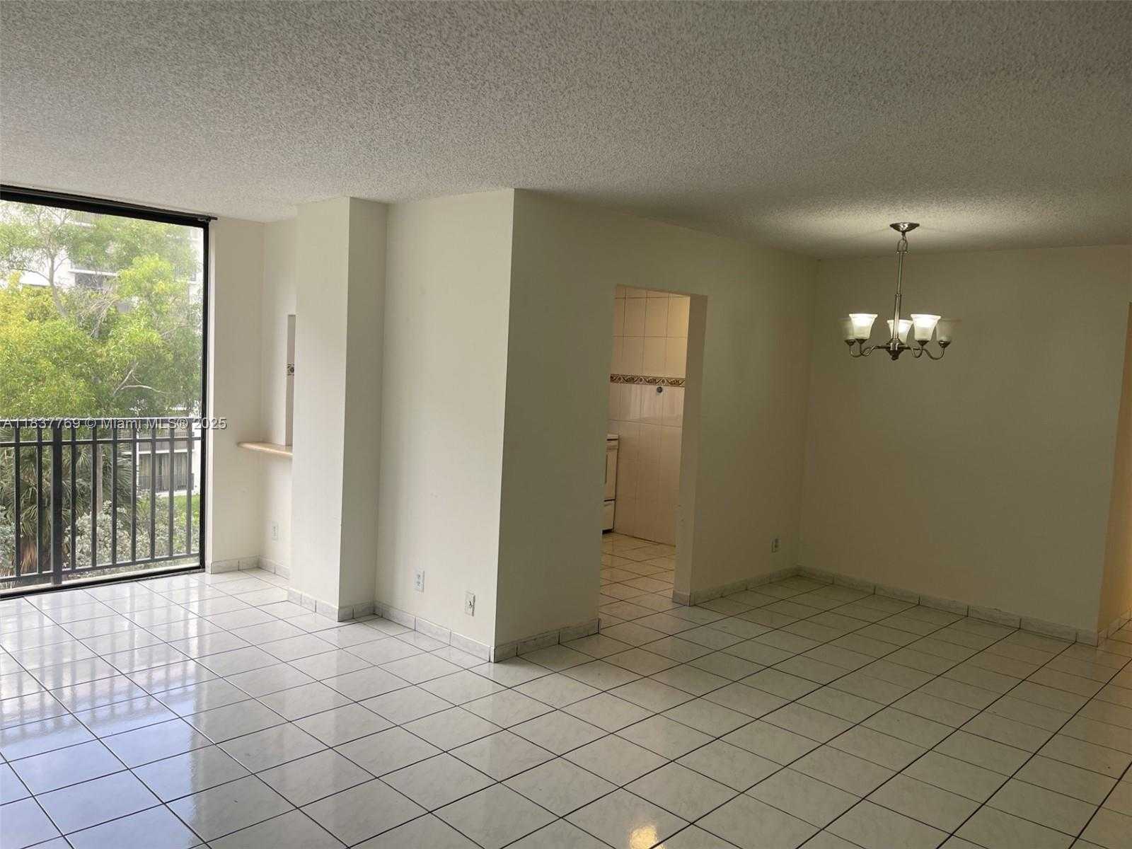 Small Image of 17011 NORTH BAY RD #406, Sunny Isles Beach Number 14