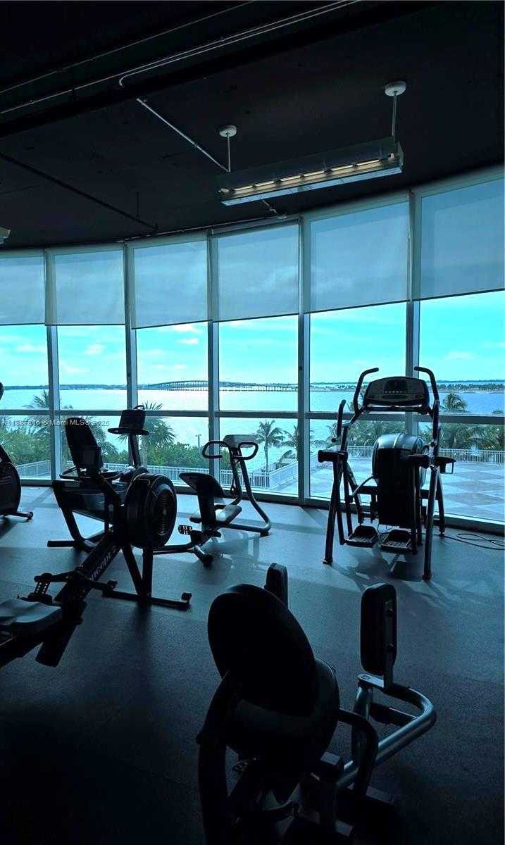 Small Image of 2101 BRICKELL AVE #402, Miami Number 2
