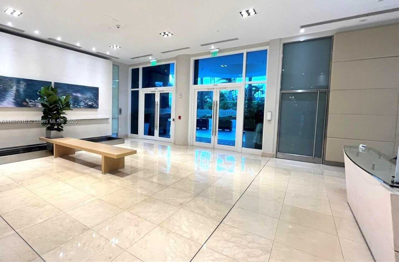 Small Image of 2101 BRICKELL AVE #402, Miami Number 6