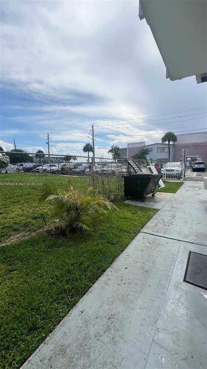 Small Image of 7920 EAST DR #10, North Bay Village Number 18