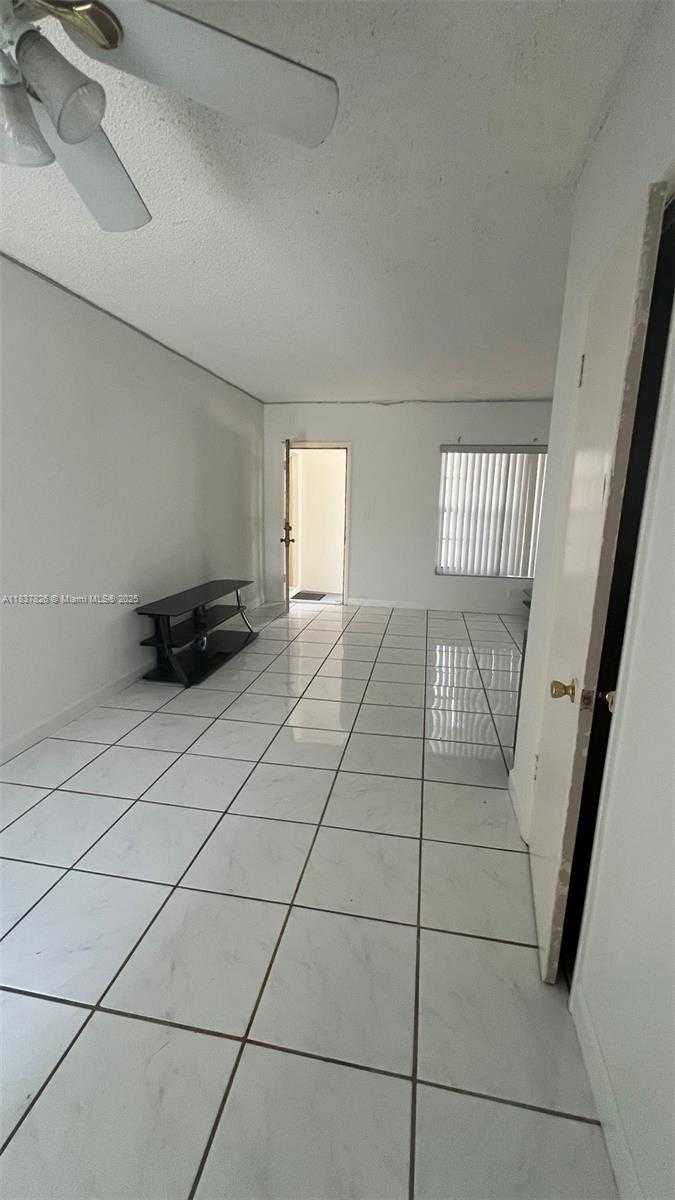 Small Image of 7920 EAST DR #10, North Bay Village Number 8