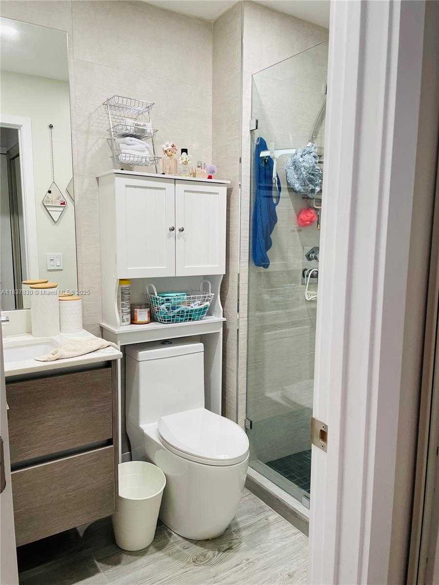 Small Image of 13254 SOUTH WEST 113TH TER, Miami Number 9