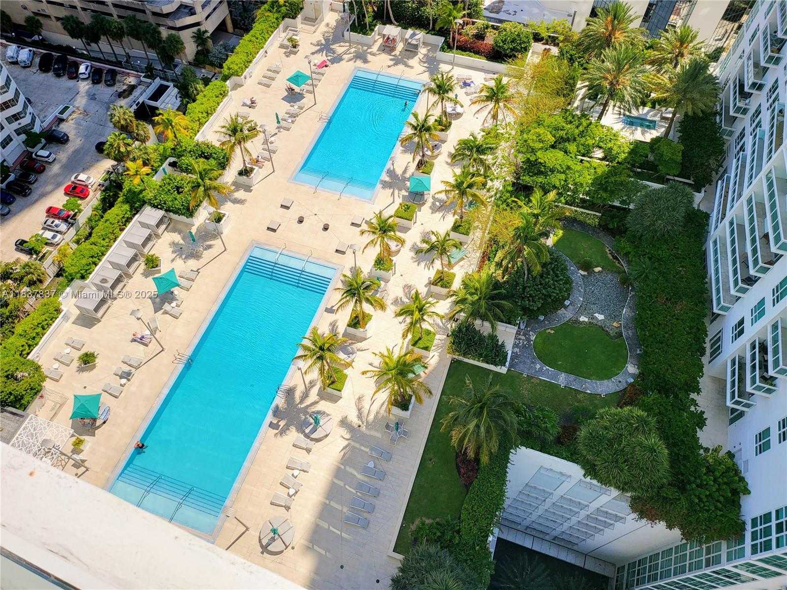 Small Image of 950 BRICKELL BAY DR #2605, Miami Number 19