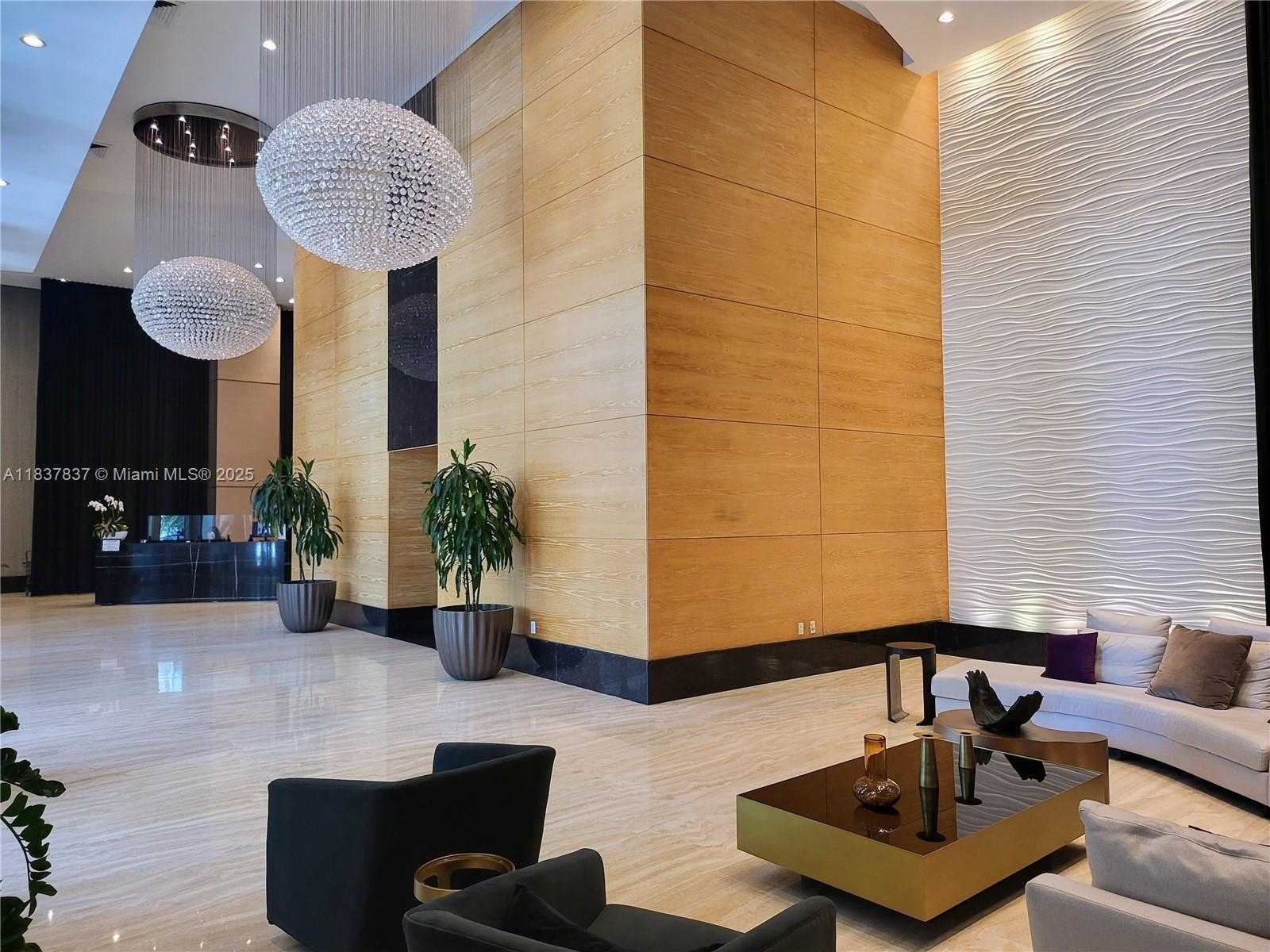 Small Image of 950 BRICKELL BAY DR #2605, Miami Number 2