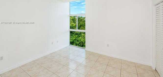 Small Image of 8041 HARDING AVE #104, Miami Beach Number 11