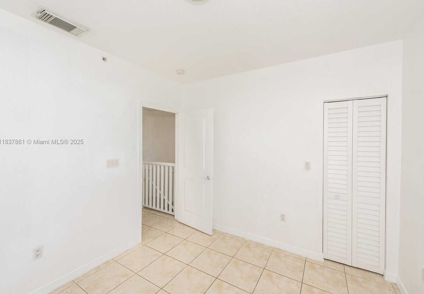 Small Image of 8041 HARDING AVE #104, Miami Beach Number 13