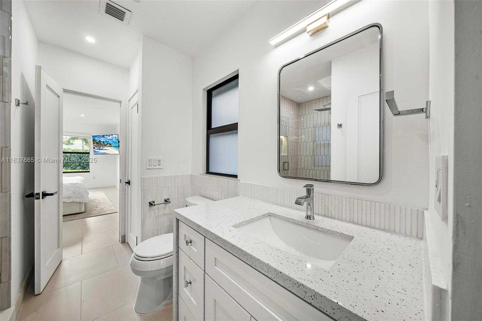 Small Image of 8844 ABBOTT AVE, Surfside Number 23