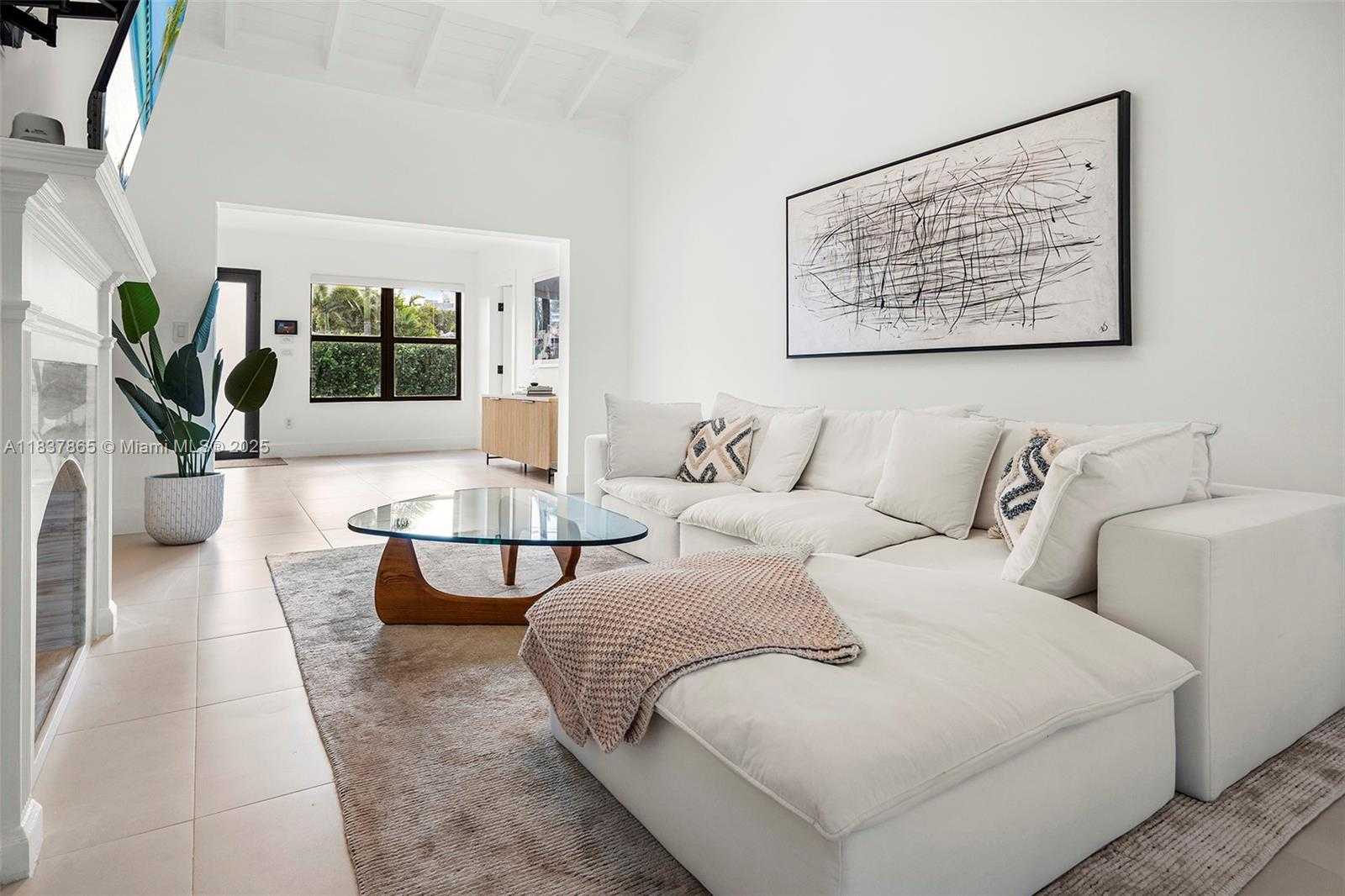 Small Image of 8844 ABBOTT AVE, Surfside Number 27
