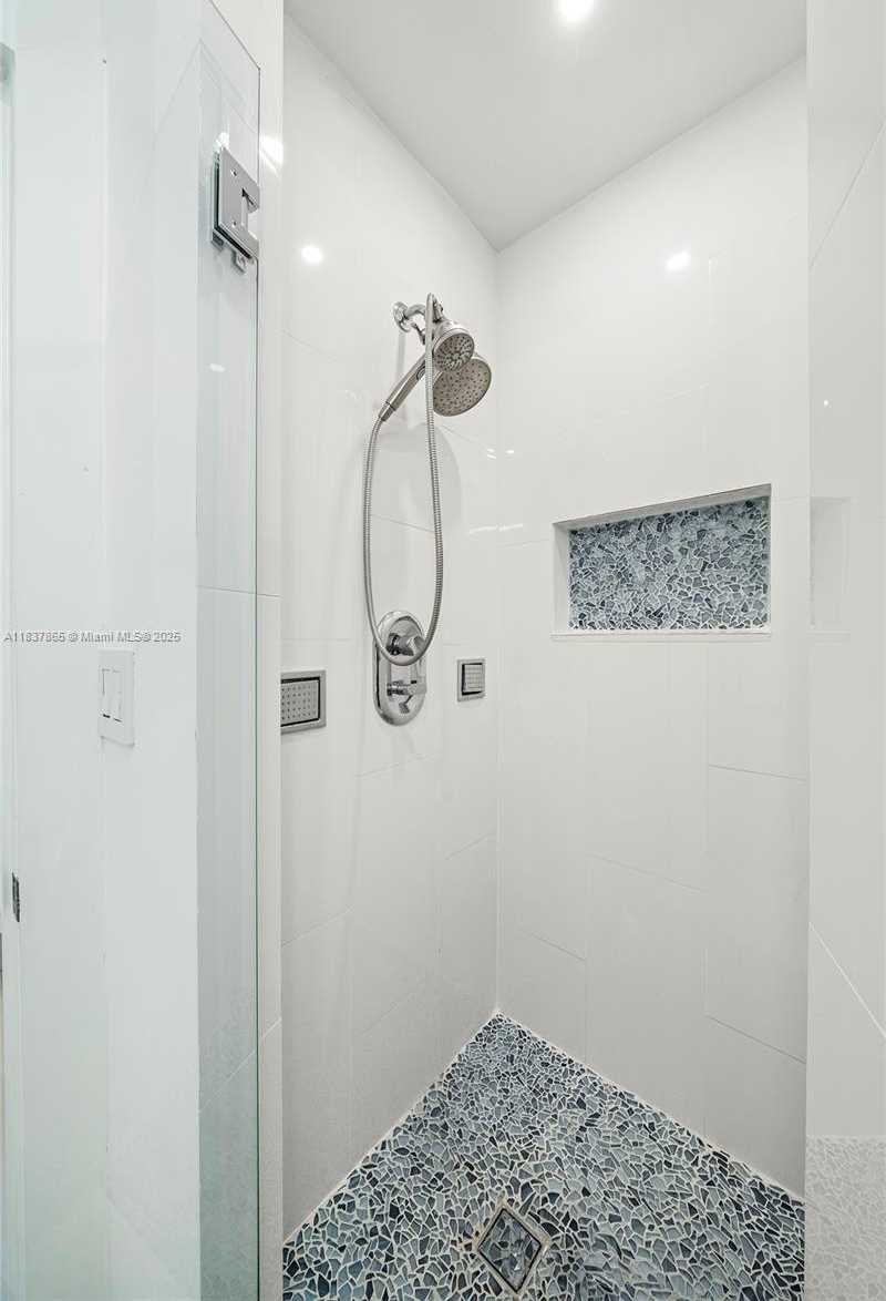 Small Image of 8844 ABBOTT AVE, Surfside Number 31