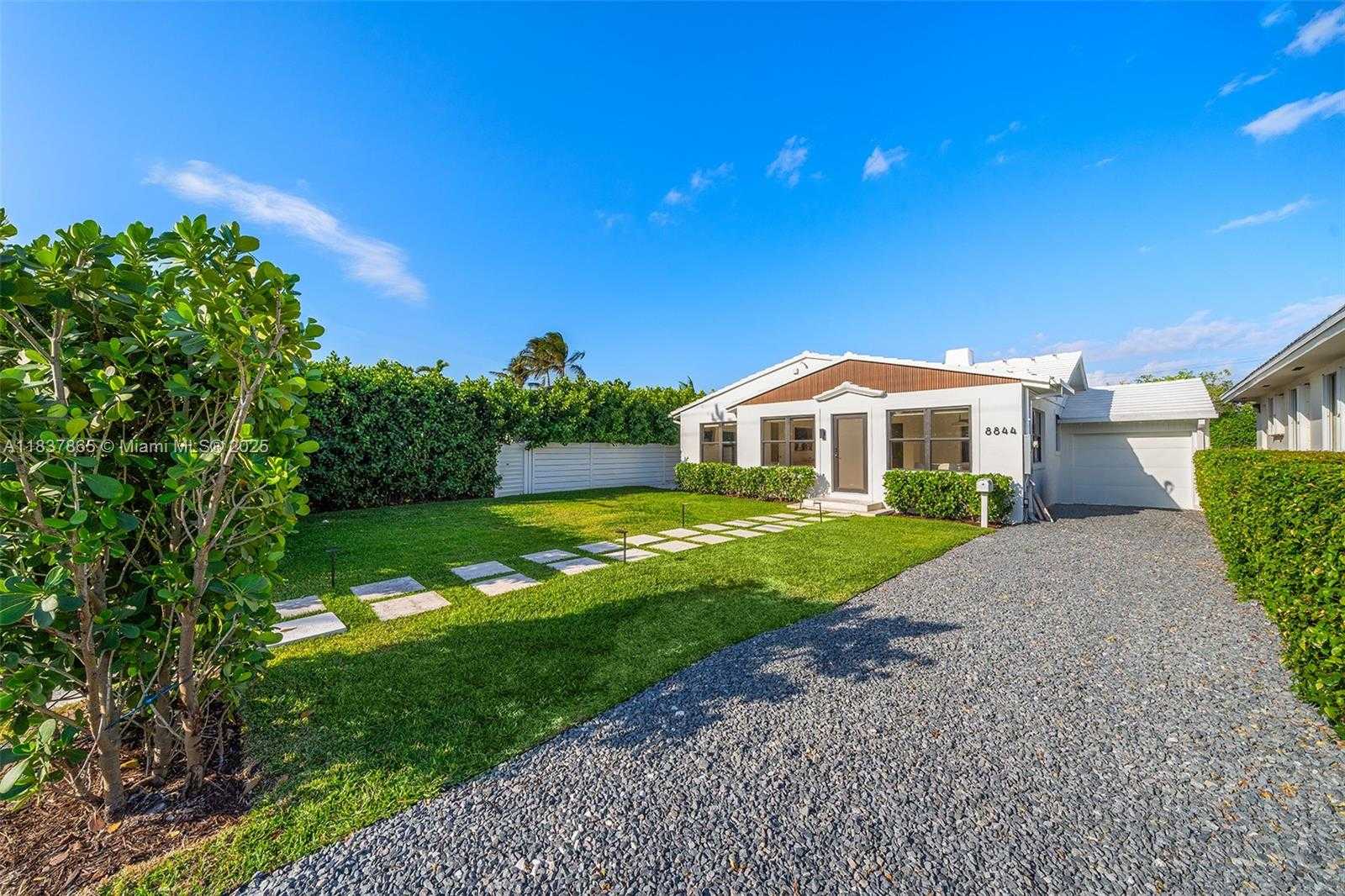 Small Image of 8844 ABBOTT AVE, Surfside Number 5