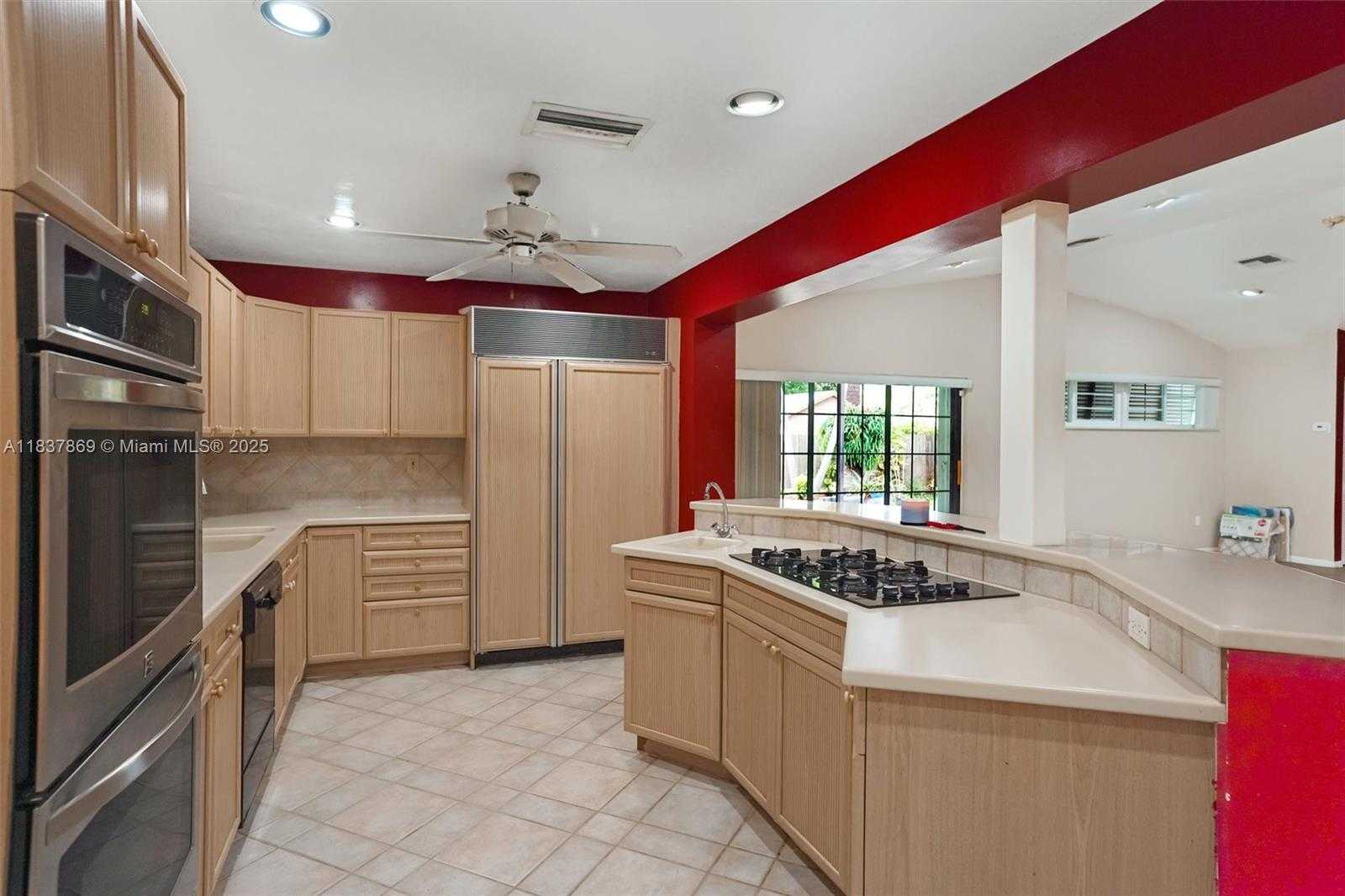 Small Image of 11121 SOUTH WEST 203RD TER #-, Cutler Bay Number 11