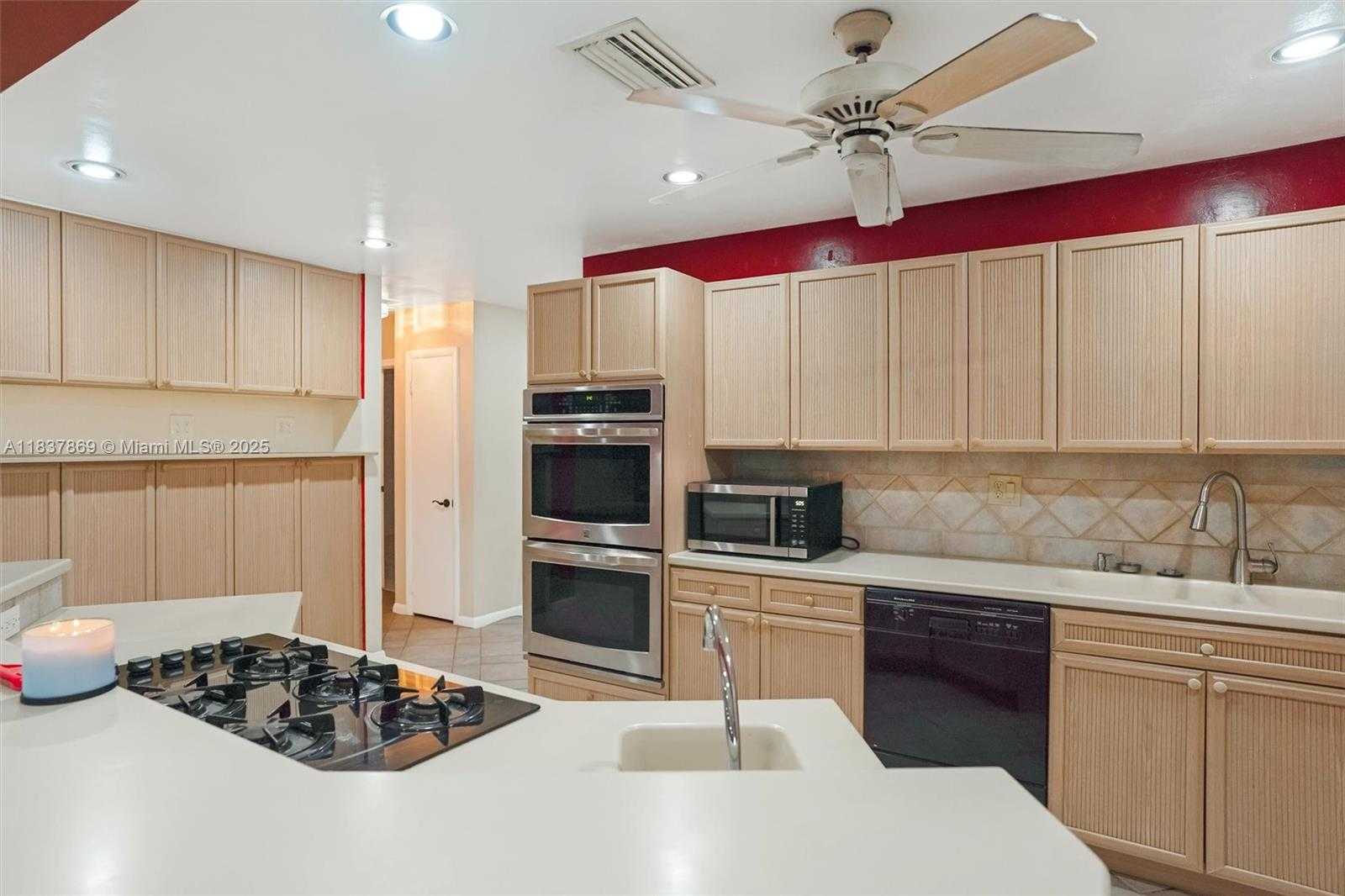 Small Image of 11121 SOUTH WEST 203RD TER #-, Cutler Bay Number 13
