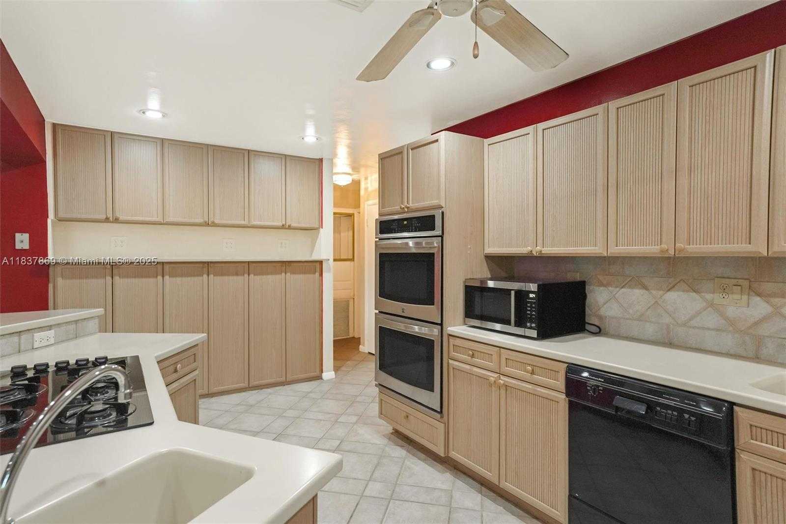 Small Image of 11121 SOUTH WEST 203RD TER #-, Cutler Bay Number 14