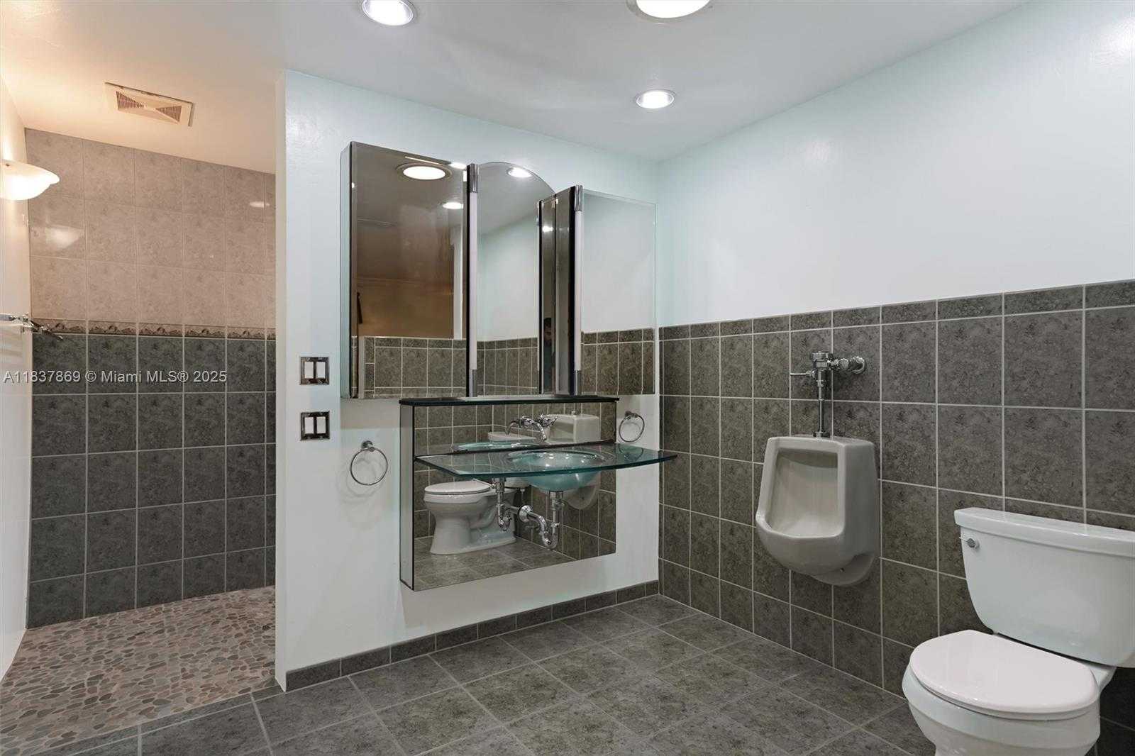 Small Image of 11121 SOUTH WEST 203RD TER #-, Cutler Bay Number 29