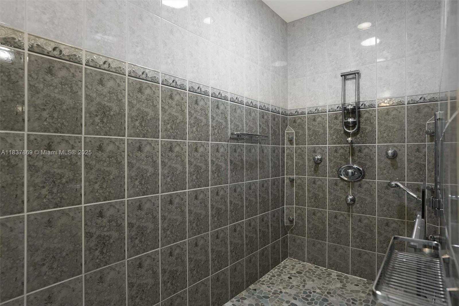 Small Image of 11121 SOUTH WEST 203RD TER #-, Cutler Bay Number 30