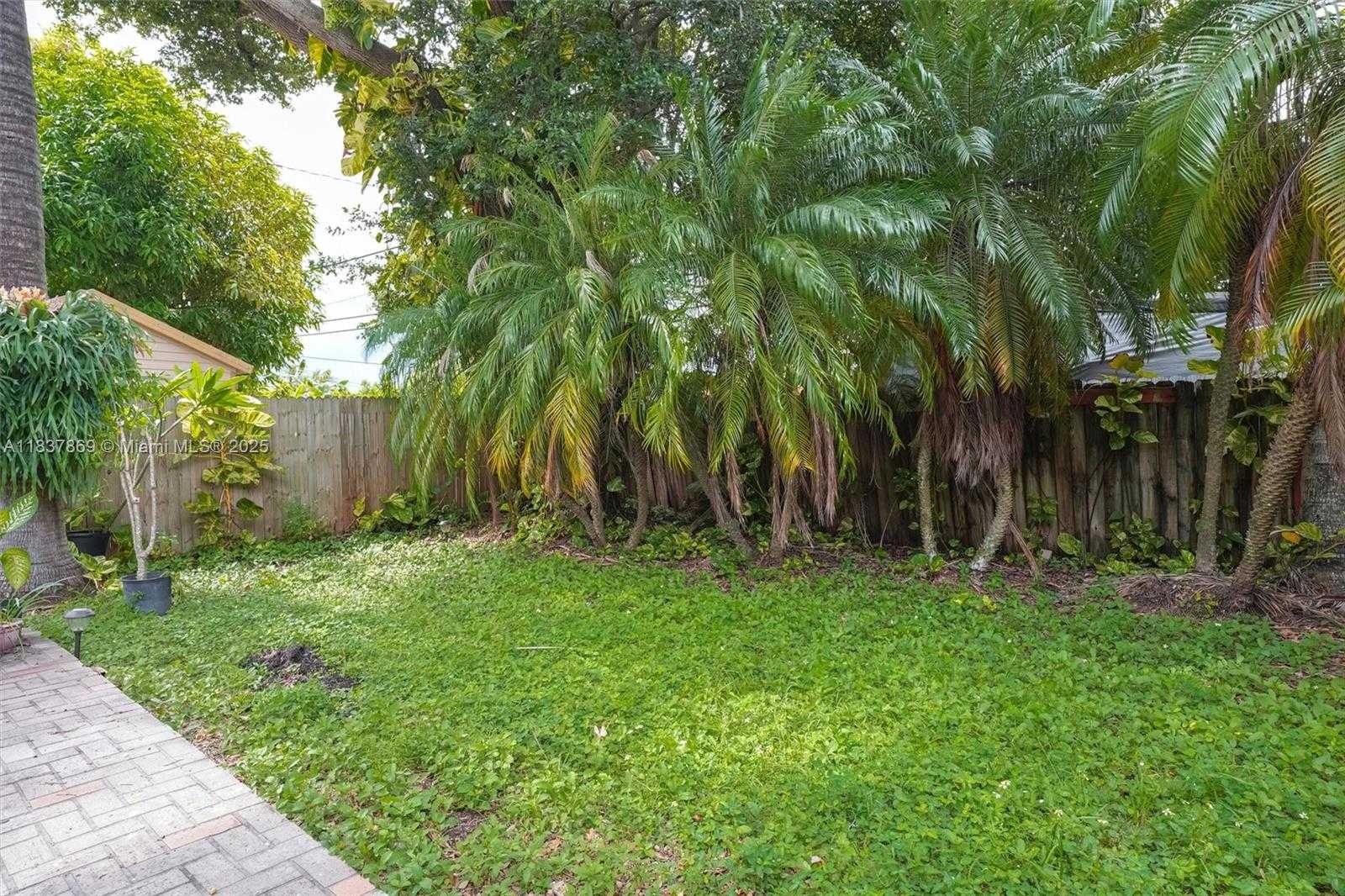 Small Image of 11121 SOUTH WEST 203RD TER #-, Cutler Bay Number 40