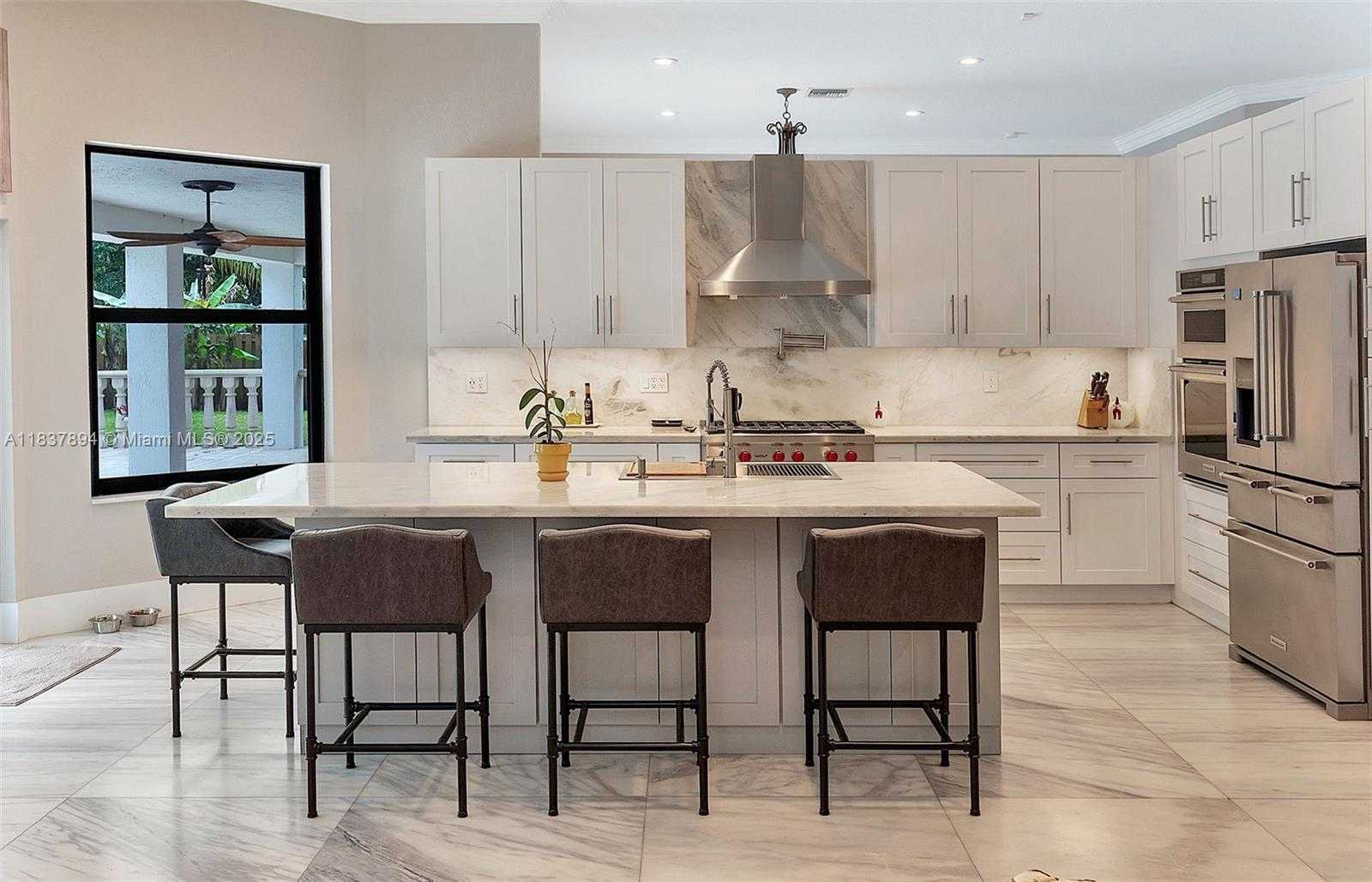 Small Image of 3500 FAIRFAX LN, Davie Number 2