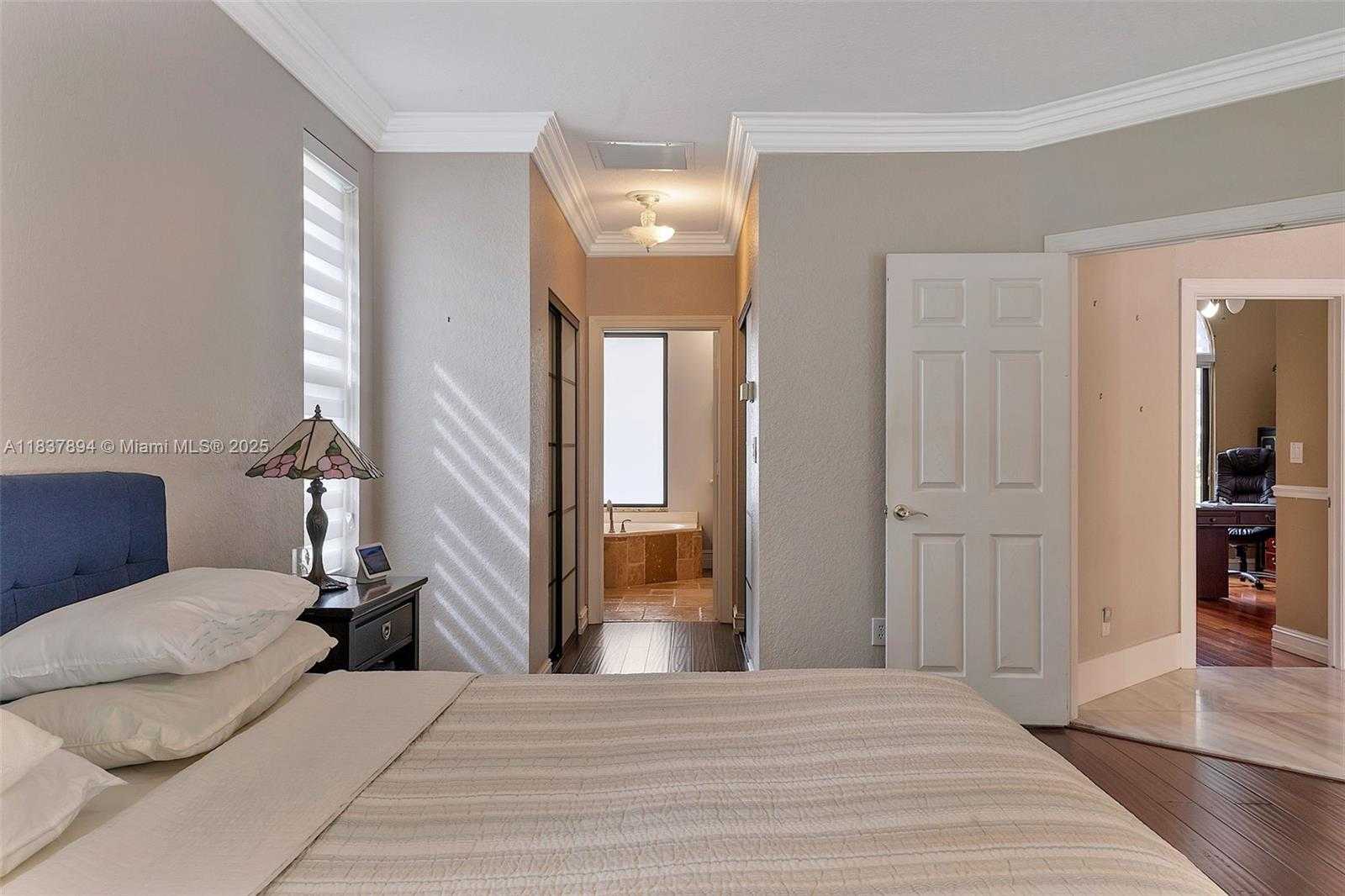 Small Image of 3500 FAIRFAX LN, Davie Number 3