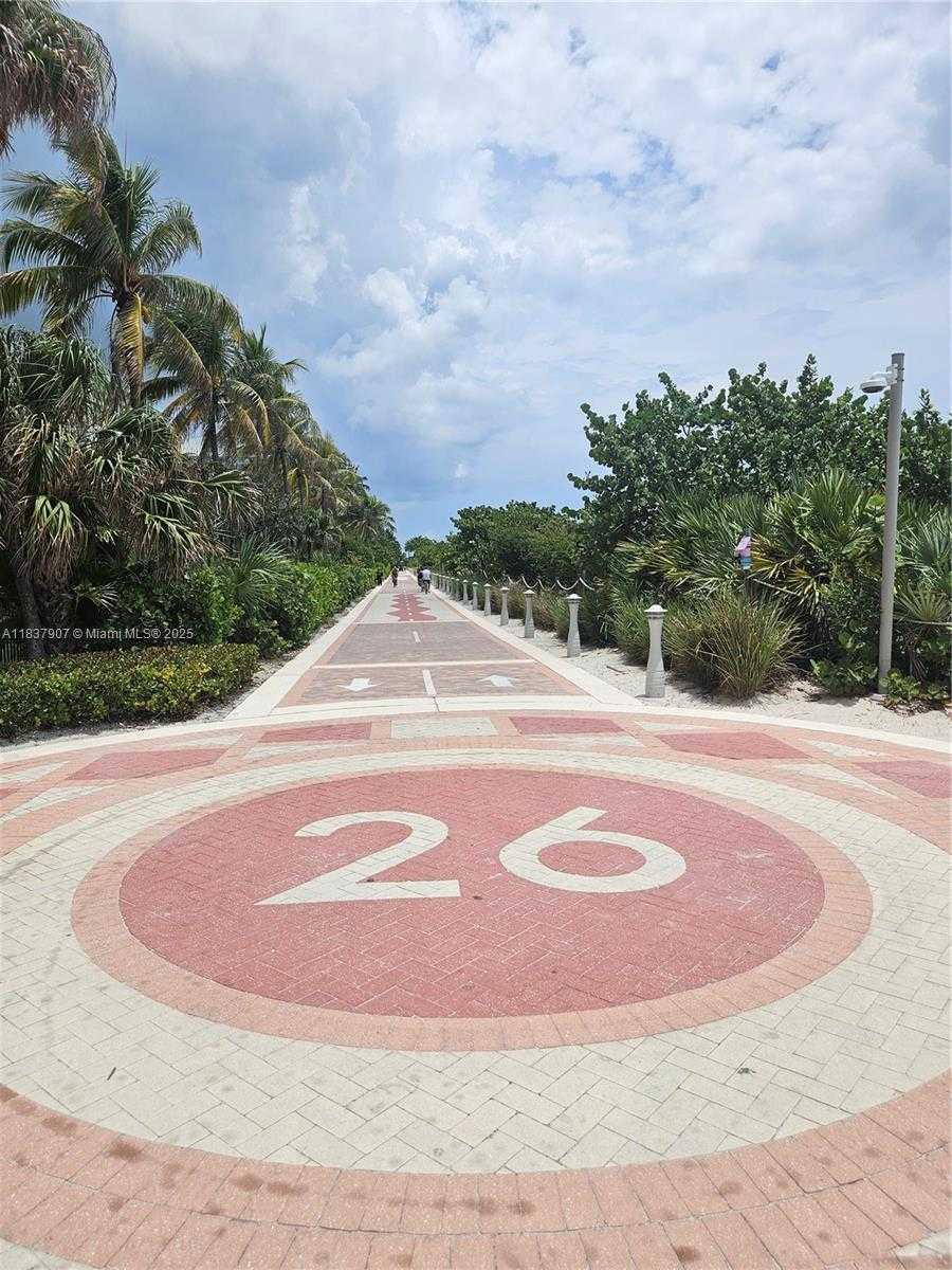 Small Image of 2625 COLLINS AVE #1802, Miami Beach Number 29