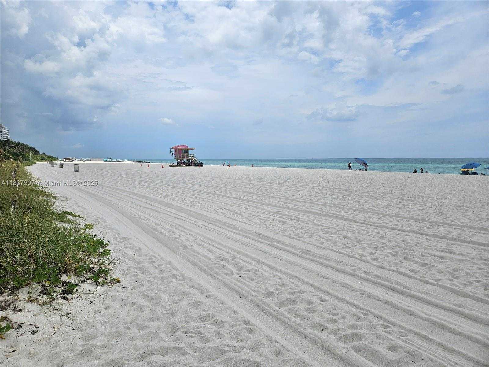Small Image of 2625 COLLINS AVE #1802, Miami Beach Number 32
