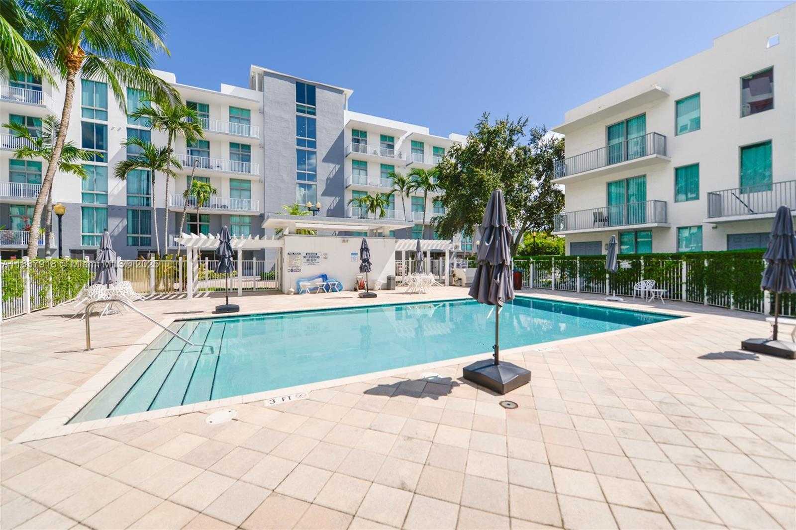 Small Image of 2146 VAN BUREN ST #402, Hollywood Number 2