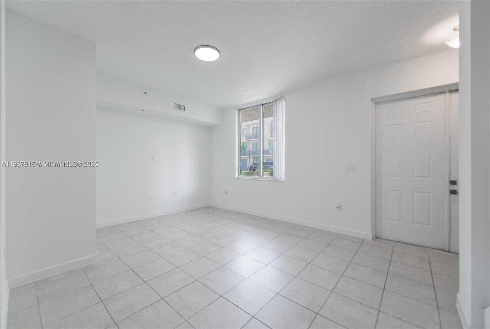 Small Image of 2146 VAN BUREN ST #402, Hollywood Number 20