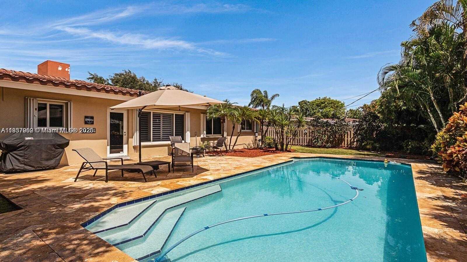 Small Image of 2632 NORTH EAST 30TH ST, Fort Lauderdale Number 3