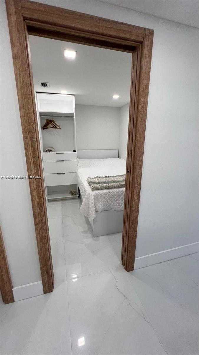 Small Image of 3900 GALT OCEAN DR #1614, Fort Lauderdale Number 13