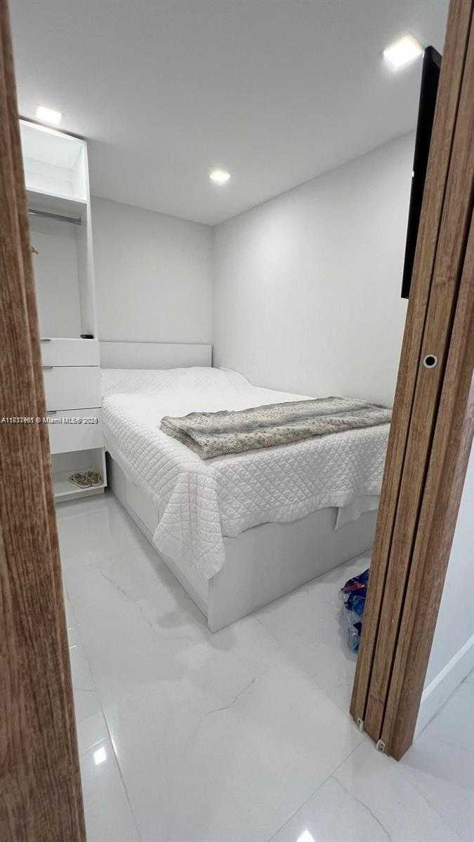 Small Image of 3900 GALT OCEAN DR #1614, Fort Lauderdale Number 14