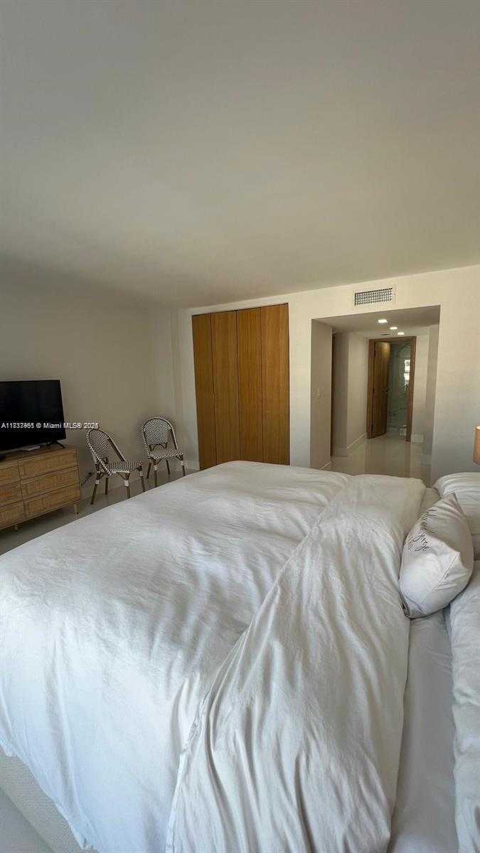 Small Image of 3900 GALT OCEAN DR #1614, Fort Lauderdale Number 24