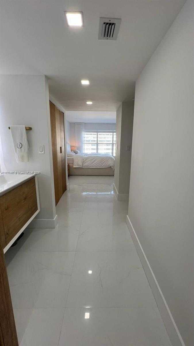 Small Image of 3900 GALT OCEAN DR #1614, Fort Lauderdale Number 31