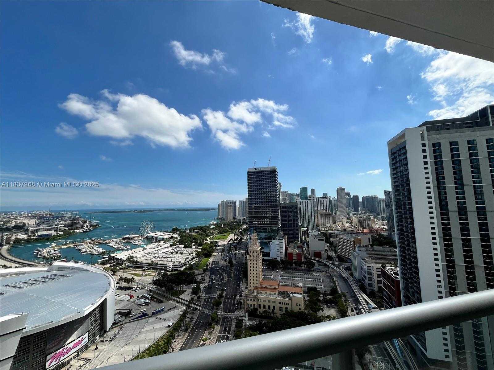 Small Image of 888 BISCAYNE BLVD #3403, Miami Number 16