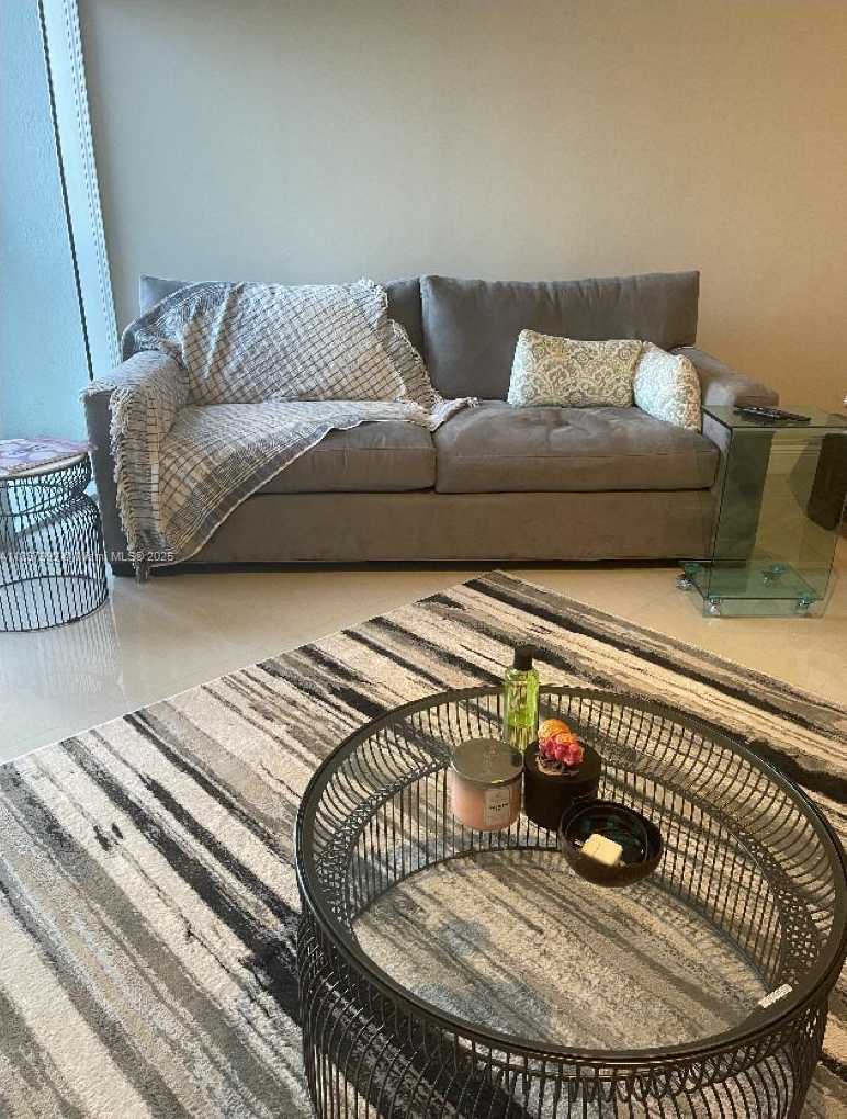 Small Image of 475 BRICKELL AVE #808, Miami Number 5