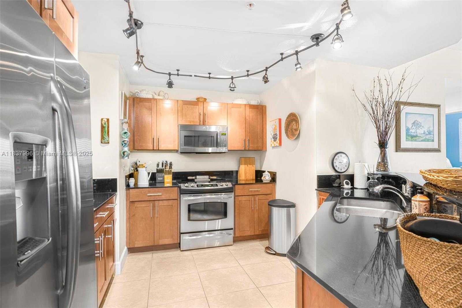 Small Image of 8395 SOUTH WEST 73RD AVE #710, Miami Number 16