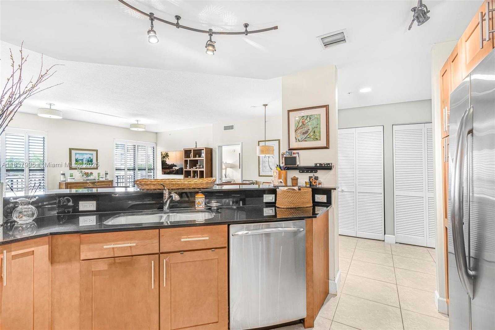 Small Image of 8395 SOUTH WEST 73RD AVE #710, Miami Number 17